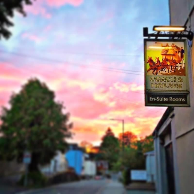 The Coach And Horses Inn Chepstow Luaran gambar