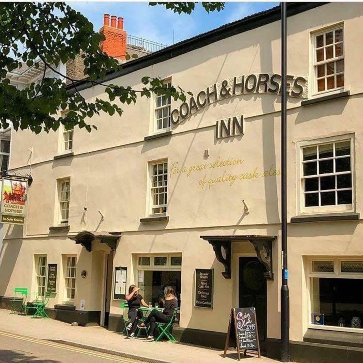 The Coach And Horses Inn Chepstow Luaran gambar