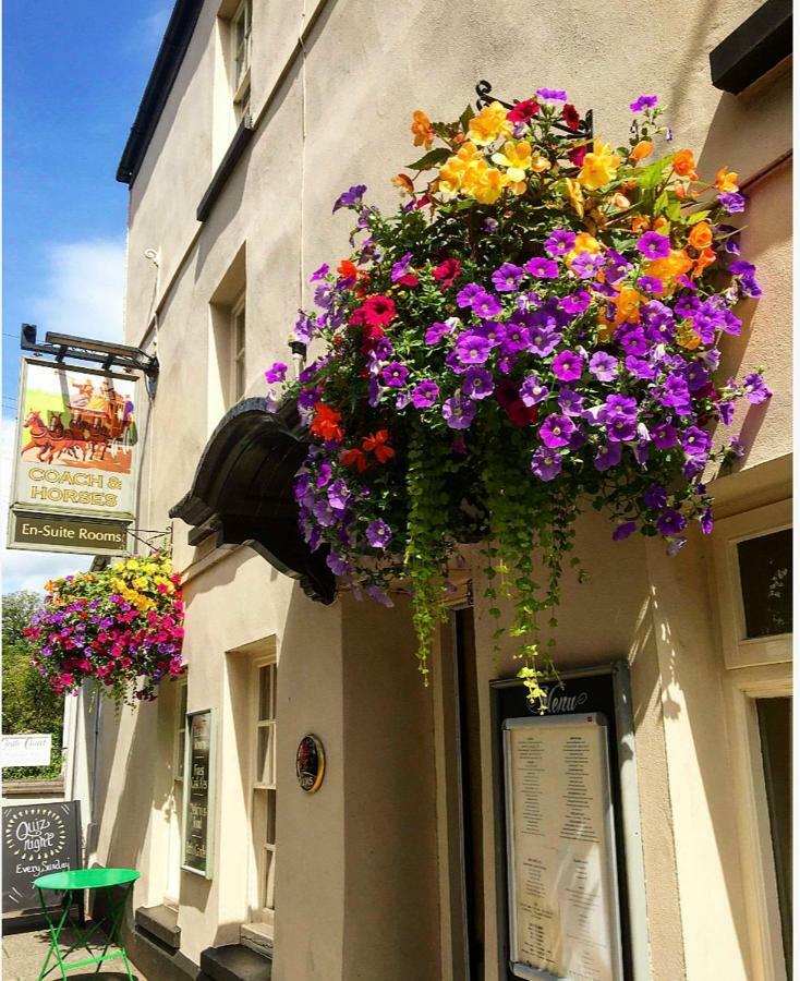 The Coach And Horses Inn Chepstow Luaran gambar